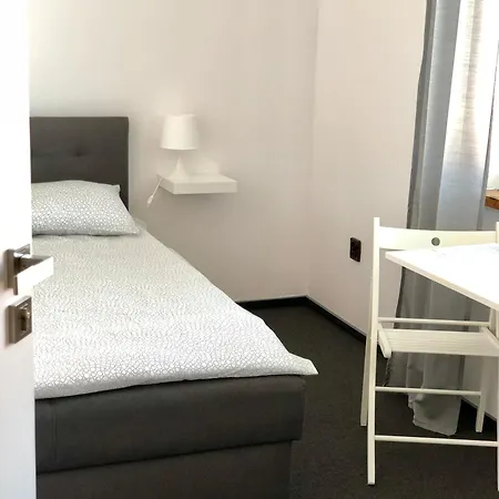 Mad-room Homestay