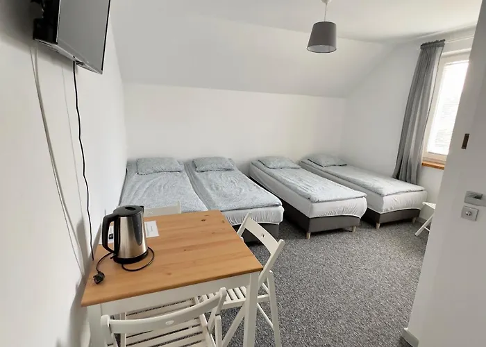 Mad-room 民宿 莱鲍