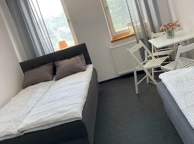 Mad-room 民宿 莱鲍